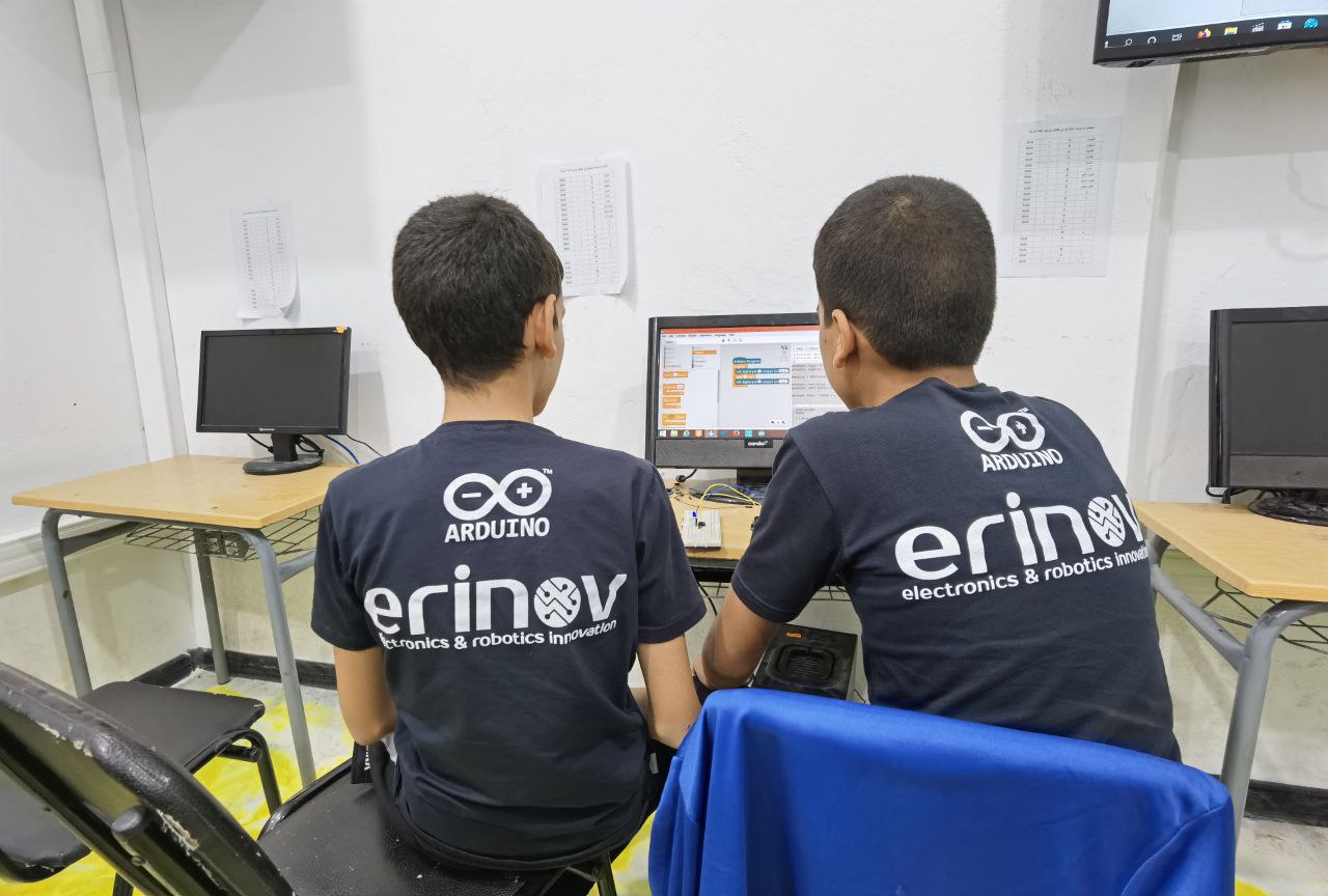 الدورة التكوينية أردوينو متعة البرمجة المستوى الأول والثاني في طبعتها الثامنة