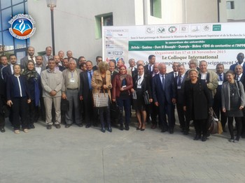 مدرسة تاونزة العلمية تحضر في الملتقى الدولي للمقاربة بالكفاءات في التعليم بجامعة سكيكدة