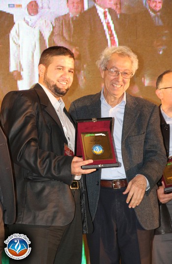 مدرسة تاونزة العلمية تُساهم في تكريم عالم الجزائر لسنة 2015...