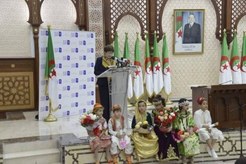 تكريم الطالب " امناسن الحاج يوسف " من طرف معالي وزيرة التربية الوطنية والأمينة العامة لمشروع تحدي القراءة العربي