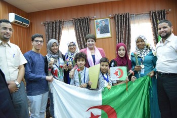 مدرسة تاونزة العلمية بالجزائر تفتك المرتبة الأولى وطنيا والرابعة عربيا من بين 30 ألف مدرسة مشاركة..