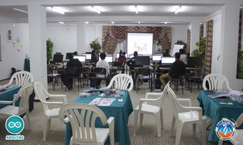 مدرسة تاونزة العلمية تنظم دورة أردوينو ARDUINO متعة البرمجة في طبعتها الثانية – ديسمبر 2016