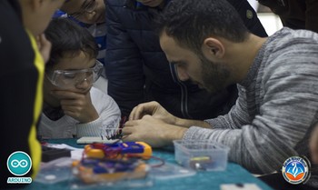 مدرسة تاونزة العلمية تنظم دورة أردوينو ARDUINO متعة البرمجة في طبعتها الثانية – ديسمبر 2016