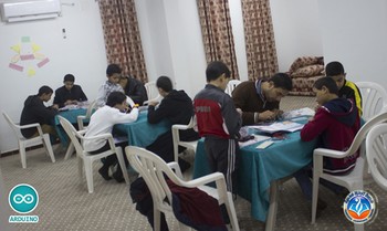 مدرسة تاونزة العلمية تنظم دورة أردوينو ARDUINO متعة البرمجة في طبعتها الثانية – ديسمبر 2016