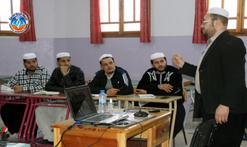 يوم تكويني في مجال التعلم النشط لأساتذة مدرسة الريادة بغرداية