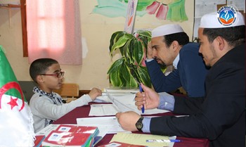 تاونزة العلمية تُنظم التصفيات الأولى لمشروع تحدي القراءة العربي  على مستوى الأطوار التعليمية في المؤسسة