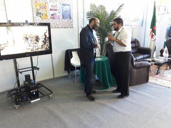 إقبال متميز على جناح تاونزة العلمية في أول أيام الصالون الدولي للكتاب 2017